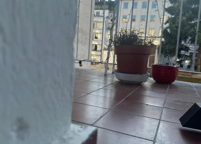 Cozy In Shared Flat Is Yours While I Travel Luxe tent